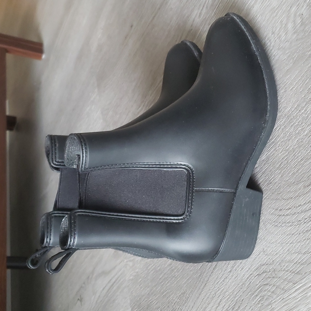 Urban Outfitters boots